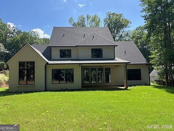 2nd image of 79 Hunters Way