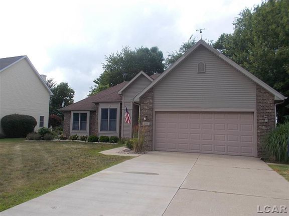 2nd image of 411 W Caneel Dr