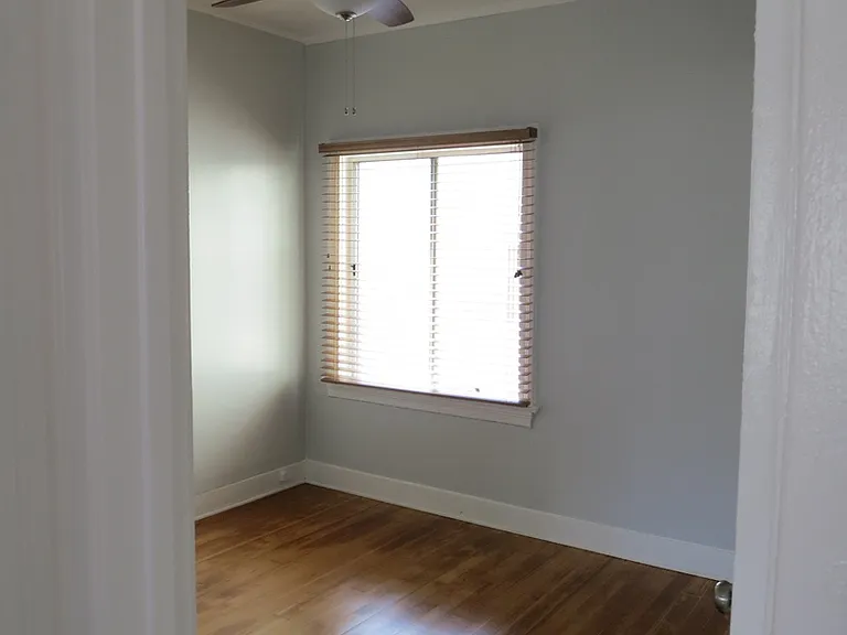 965 N Vendome St — Photo 3