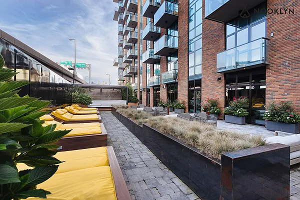 Rented by Nooklyn NYC LLC | media 147