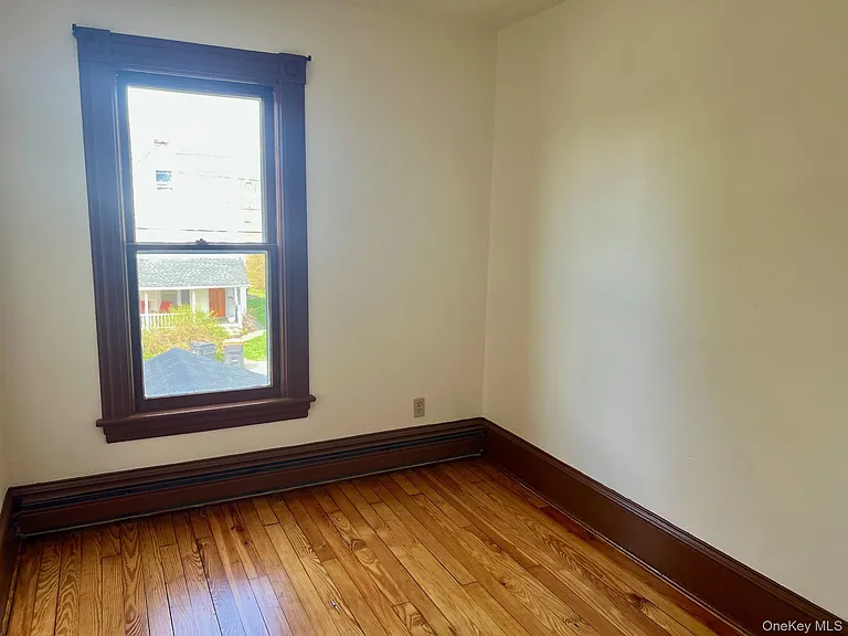 8 Alden Pl — Photo 14