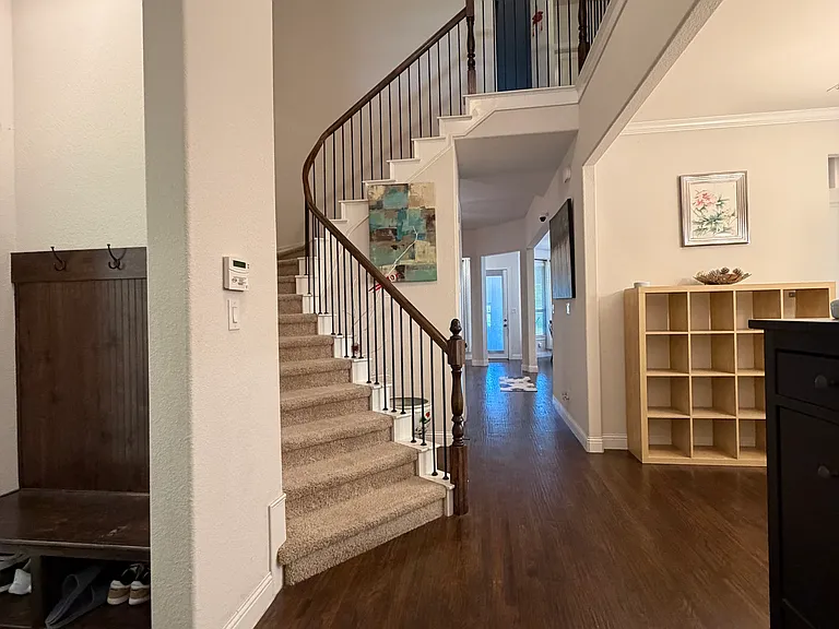 3205 Rough Creek Dr — Photo 2