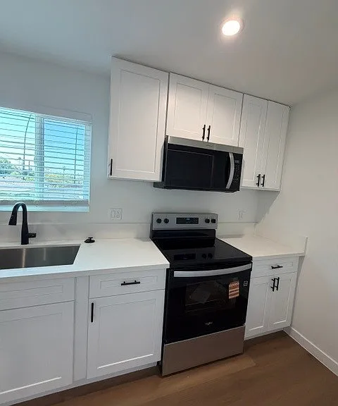 346 W 68th St #348-1/2 — Photo 5