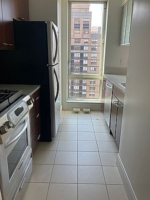 1st image of 217 E 96th St APT 33D