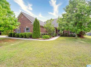 122 Legacy Cove Dr, Madison, AL 35756