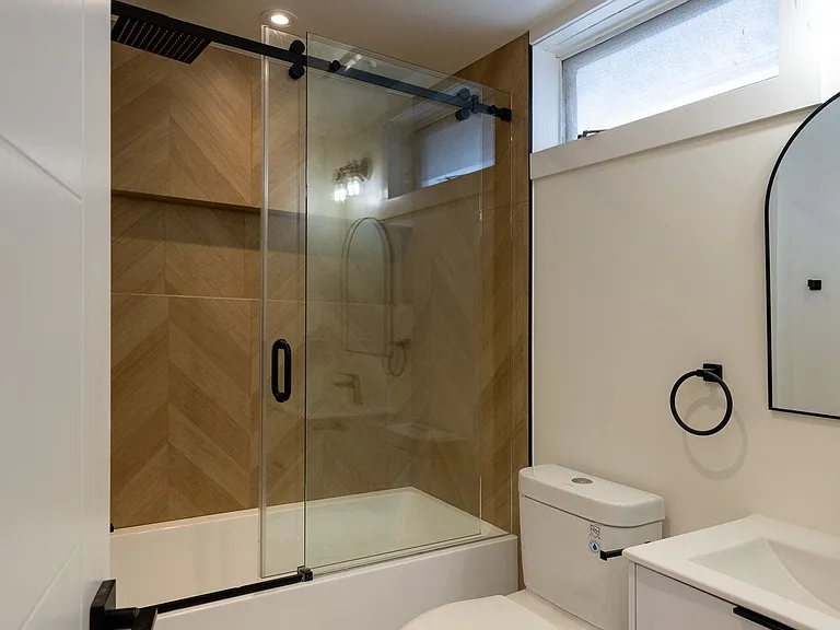 1 Eldrid Ct #MAIN — Photo 18