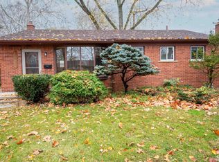 14020 Minock Dr, Redford, MI 48239