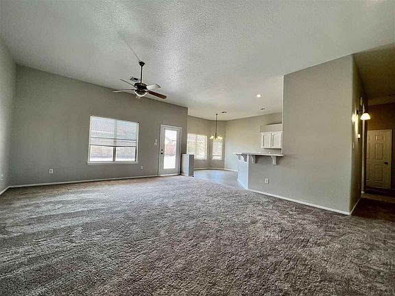 4th image of 10741 E 39th Pl