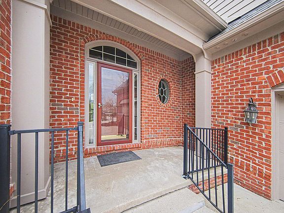 4th image of 5496 Pinnacle Ct