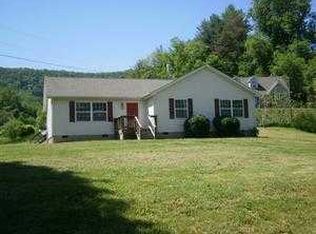 35 Hominy Ln, Sylva, NC 28779