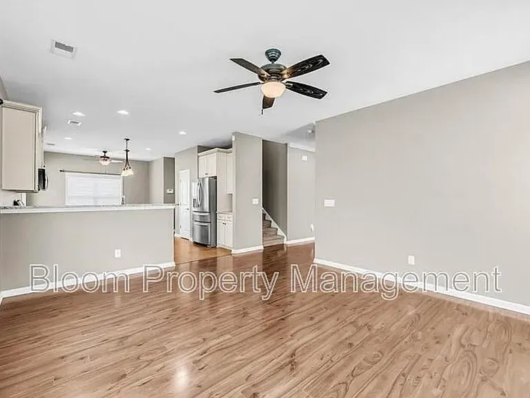 8423 Taylor Plantation Rd — Photo 24