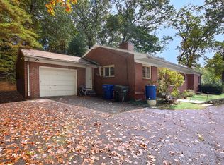 151 W Allen Ridge Rd, Springfield, MA 01118