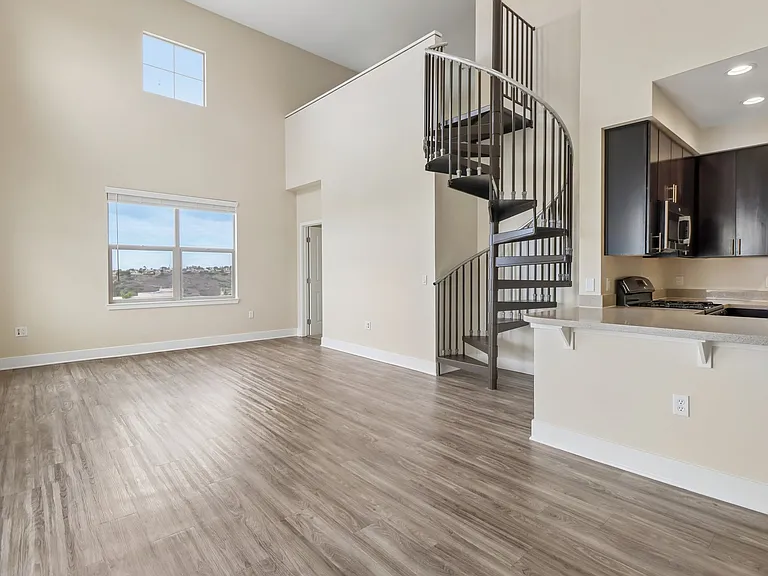 Floorplan I 3br, 2ba loft