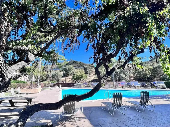 5553 Adobe Falls Rd Unit 10, San Diego, CA 92120