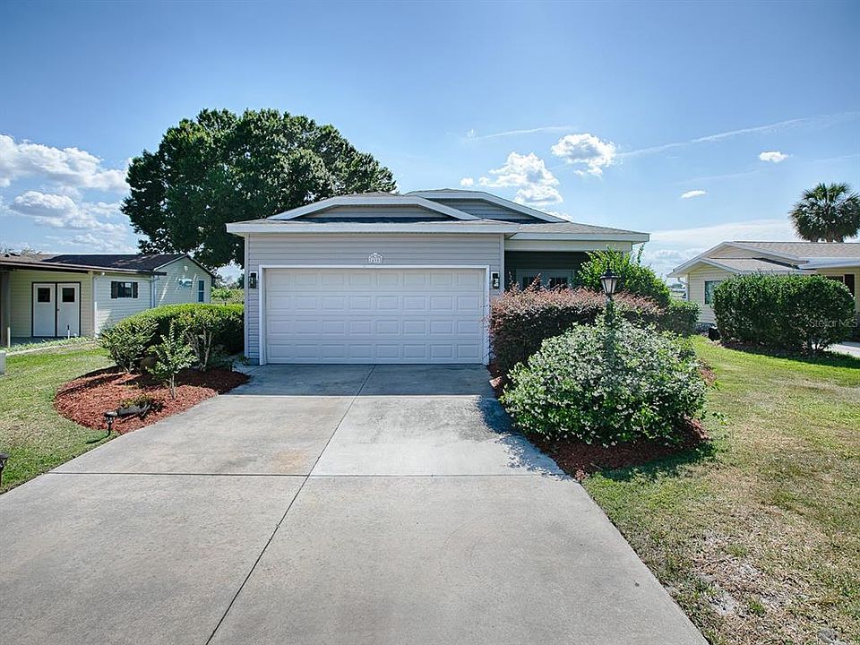 1st image of 24905 Pine Hl