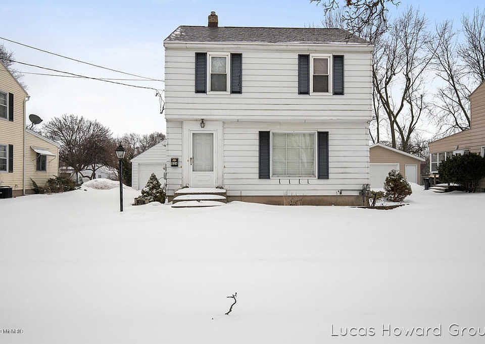 1st image of 824 Canterbury St SW