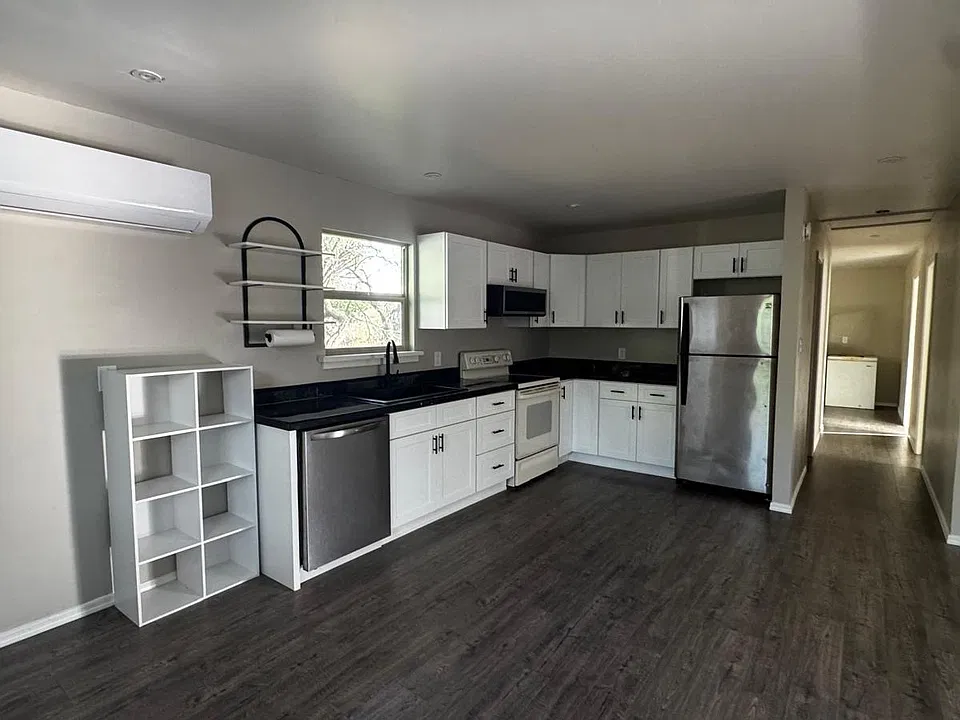 2045 E Frontage Rd