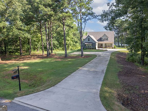 3rd image of 2403 Piedmont Lake Dr