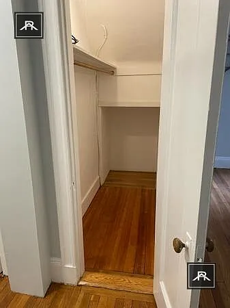 2 bed, 1.0 bath, $3,800 — Photo 3