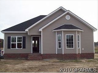 2nd image of 104 Donovan Cir