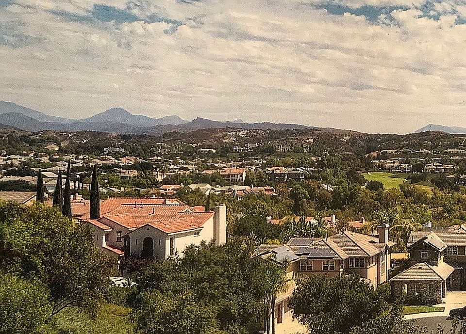 Mountain & Golf views