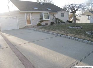 13 Hedden Pl, Middletown, NJ 07748