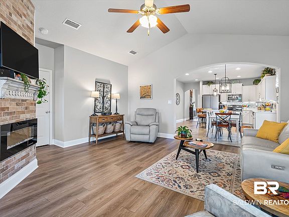 3rd image of 10677 Orkney Way