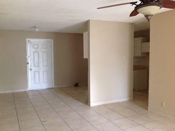 3rd image of 4243 Seabrook Dr
