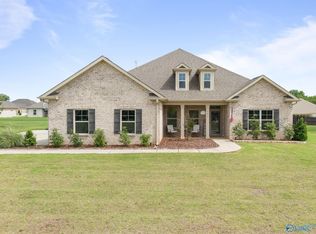 141 Perdido Bay Dr, Huntsville, AL 35811