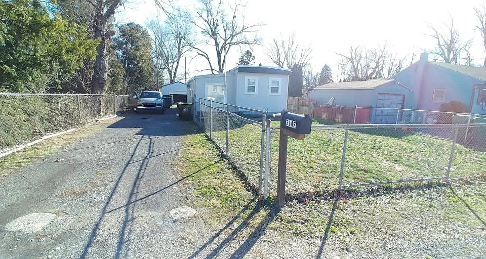 3147 Clive Ave