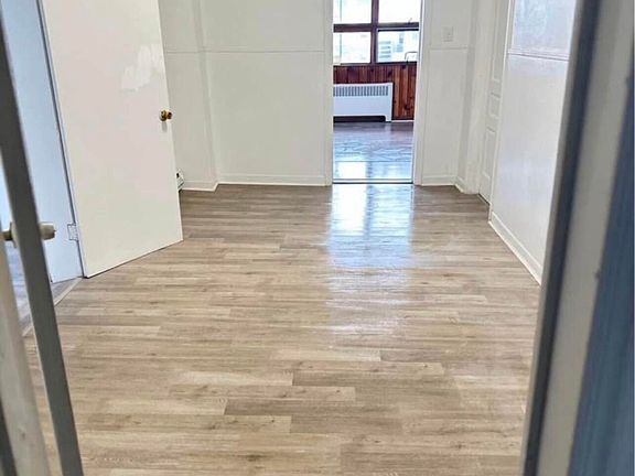 2nd image of 420 E Centre St