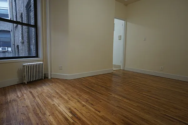 Rented by Alexander Hidalgo, Inc. | media 38