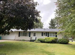 245 15th St SW, Owatonna, MN 55060