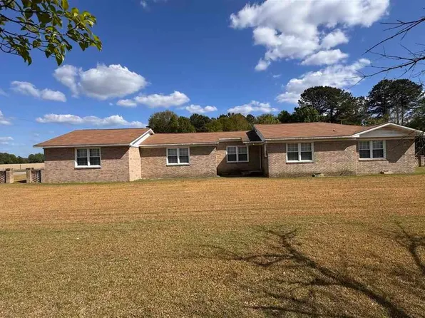 577 Mineral Springs Rd, Darlington, SC 29532