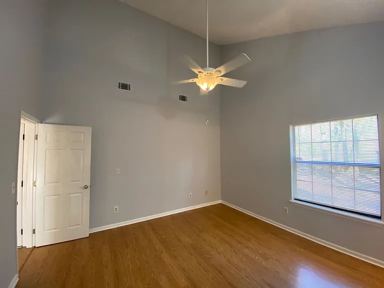 3154 Folsom Rd — Photo 13