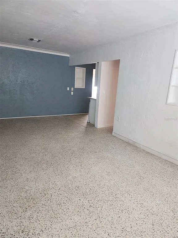 2 bed, 2.0 bath, 900 sqft, $1,800 — Photo 2