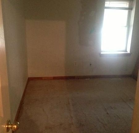 2nd image of 812 Woodward St
