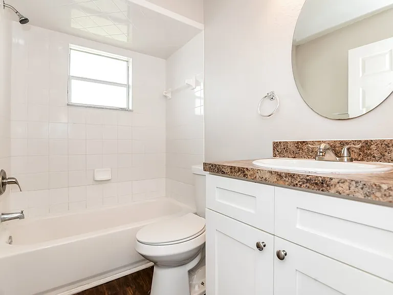 205 Madalyn Ct — Photo 15