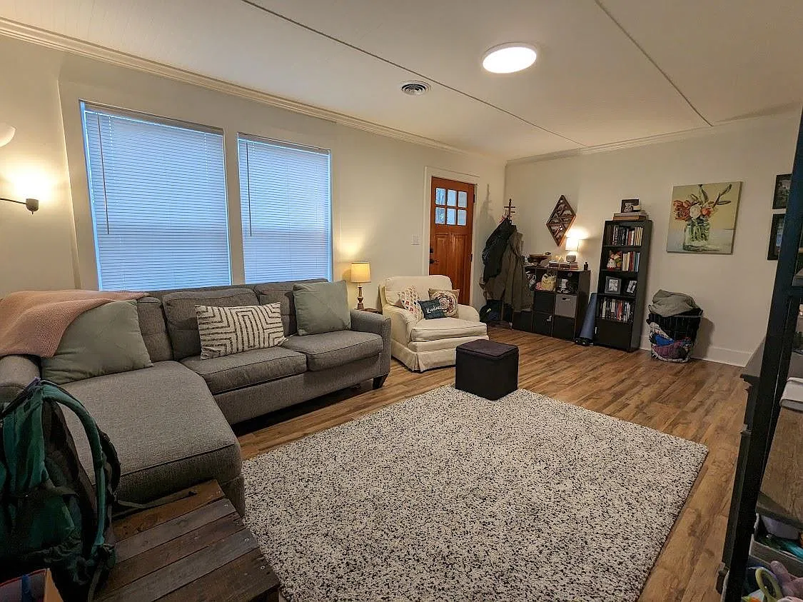 2 bed, 1193 sqft, $1,450 — Photo 3