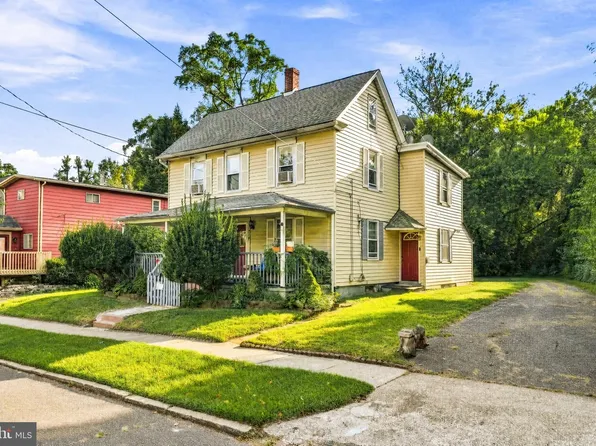 314 S Church St, Moorestown, NJ 08057