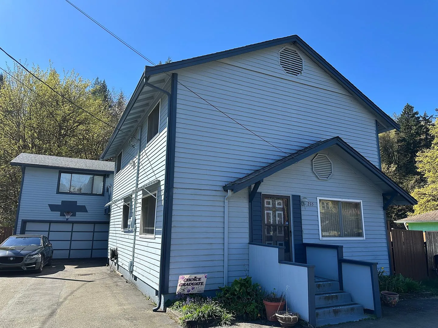 Charming 3-Bedroom Home in the Heart of Shelton — Photo 2