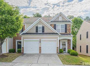 8214 Pilots View Dr, Raleigh, NC 27617
