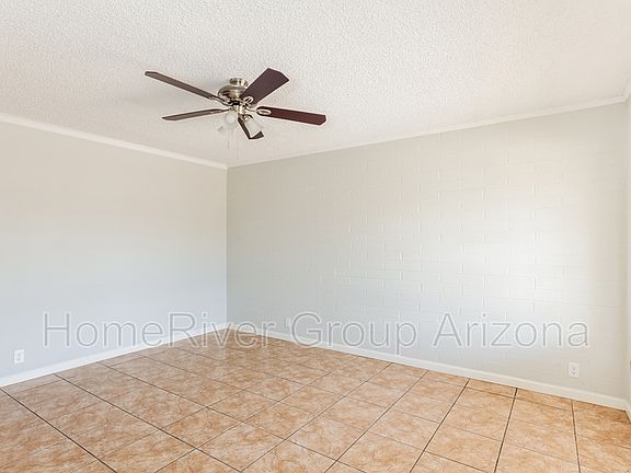 4th image of 5719 N 38th Dr