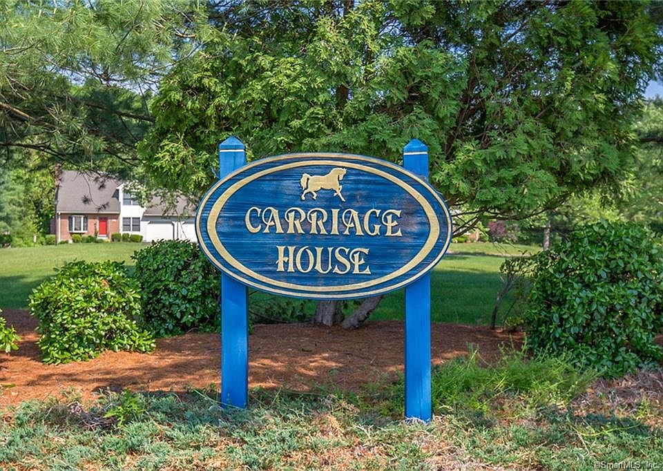 1st image of 32 Carriage Dr House 32