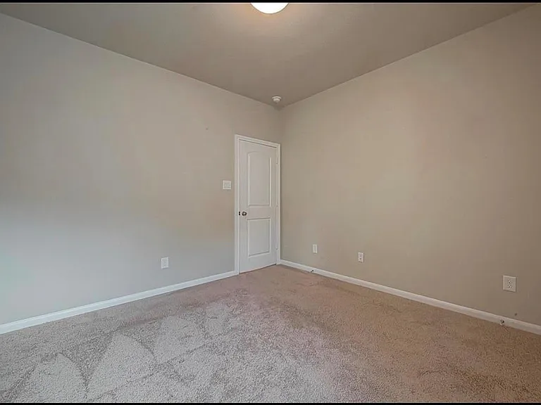 8700 Laurel Crest Dr — Photo 27