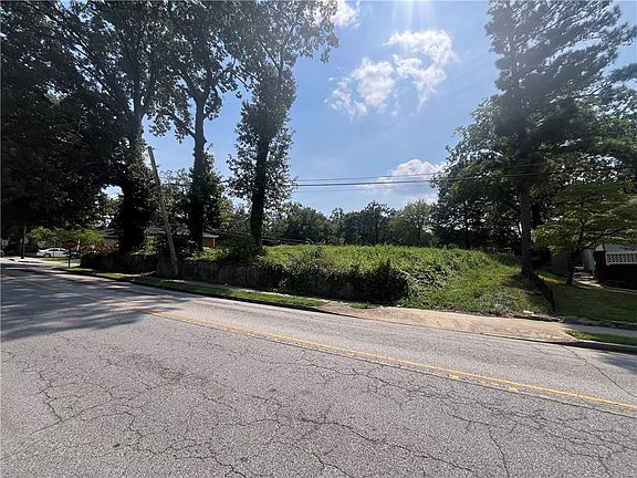 5th image of 470 Chappell Rd NW #143