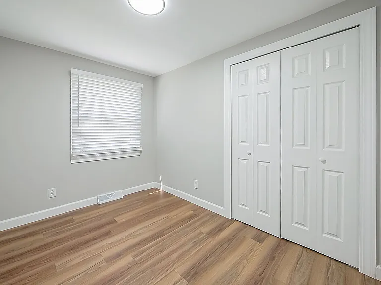 9650 Cooley Lake Rd — Photo 18
