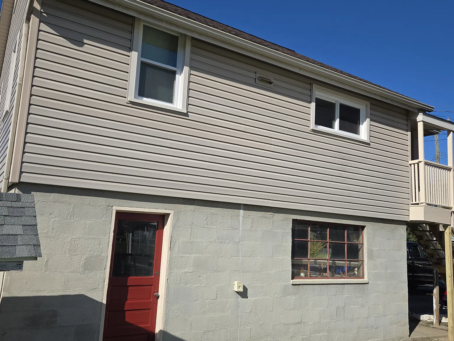 1 bed, 850 sqft, $1,100 — Photo 3