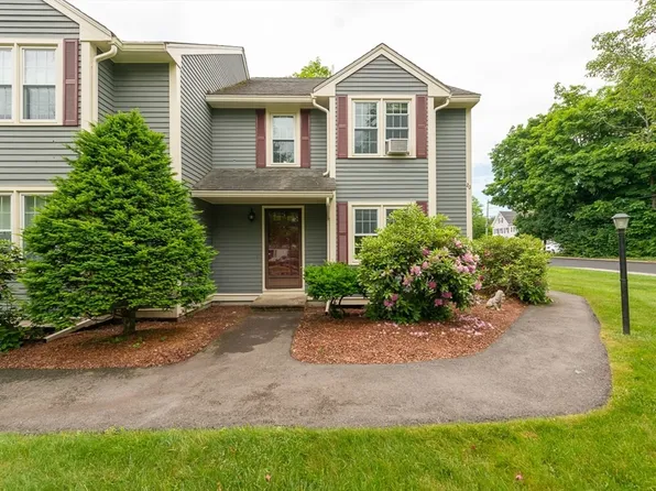 20 Cross St APT D, Pepperell, MA 01463