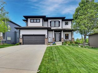 17276 S Kimble St, Olathe, KS 66062